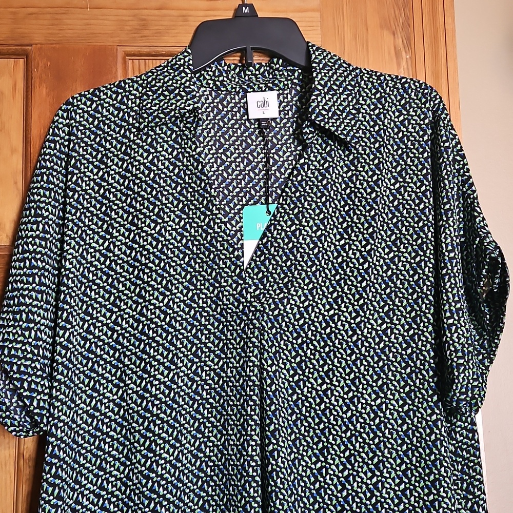 Cabi #6307 Replay V-Neck Collared Top-NWT - Picture 5 of 10